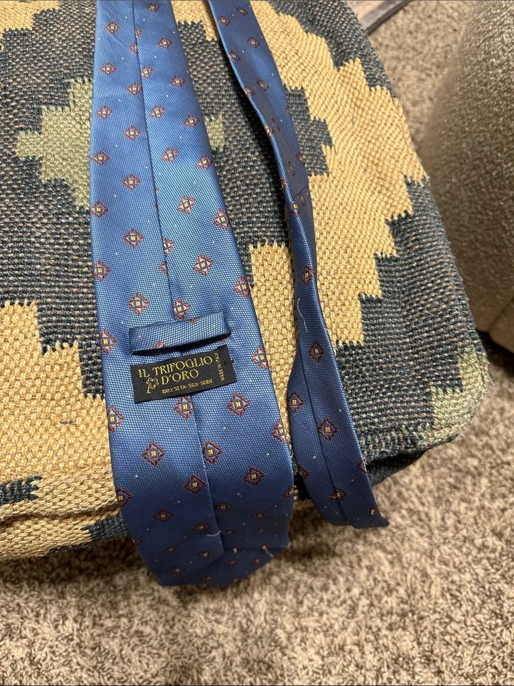 IL Trifoglio D’Oro Mens Blue Geometric Silk-Feel Tie
